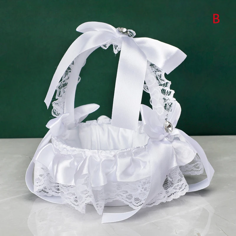 Cesto Fiori Vintage Per Damigella Matrimonio, Bianco Con Pizzo, 25x20 Cm, Manico In Tessuto