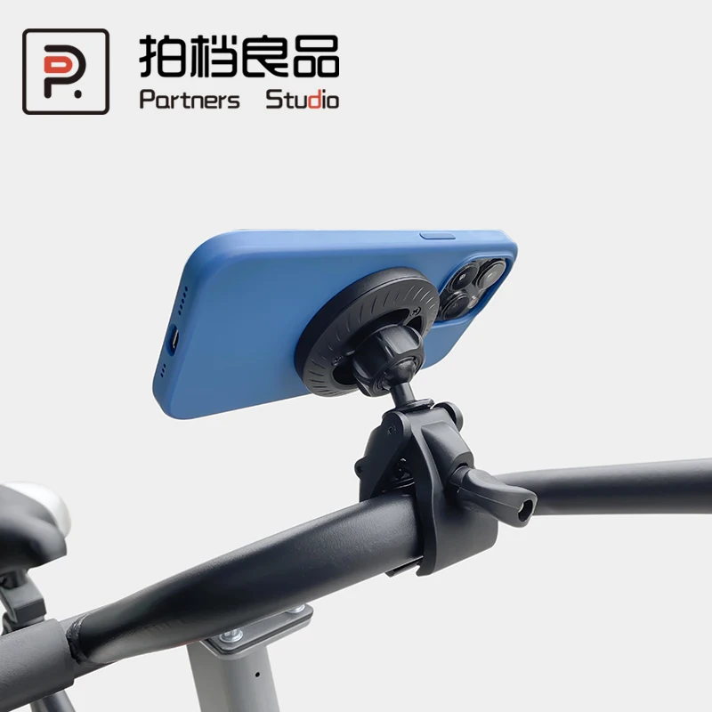 Tripod universal clip live streaming free  holder Magsafe magnetic bracket selfie vlog  self media shooting  outdoor iPhone