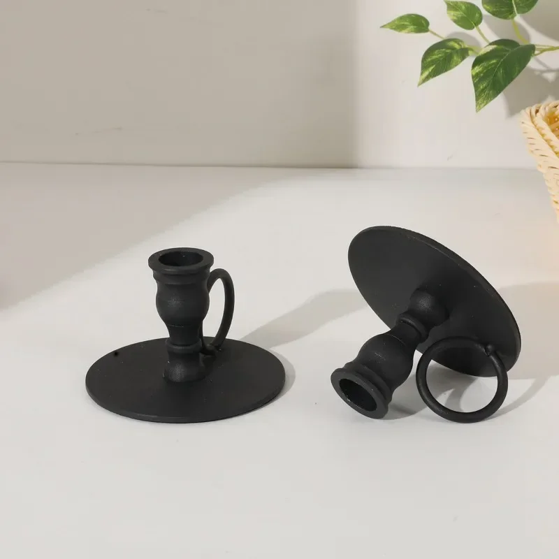 1PC Retro Candle Holder Simple Metal Handheld Candlestick Taper Candle Cup for Tabletop Party Wedding Christmas Home Decoration