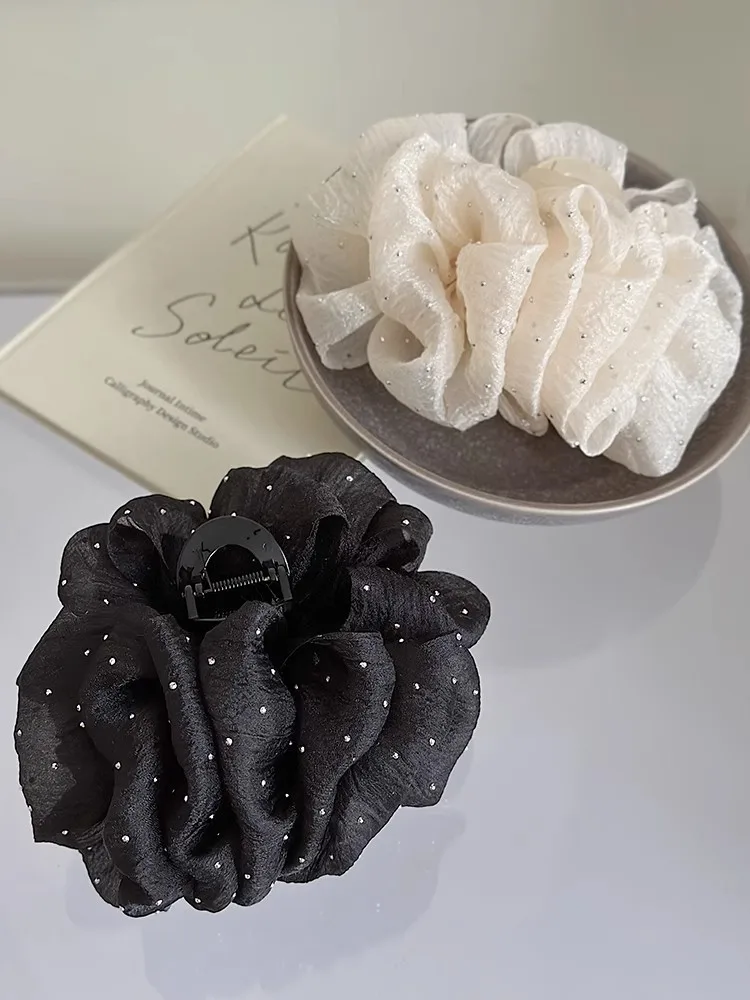 

Double-sided Mesh Tulle Bubble Hair Claw Shark Clip Hairpin for Women Girl Temperament Princess Headdress Hair Accessories