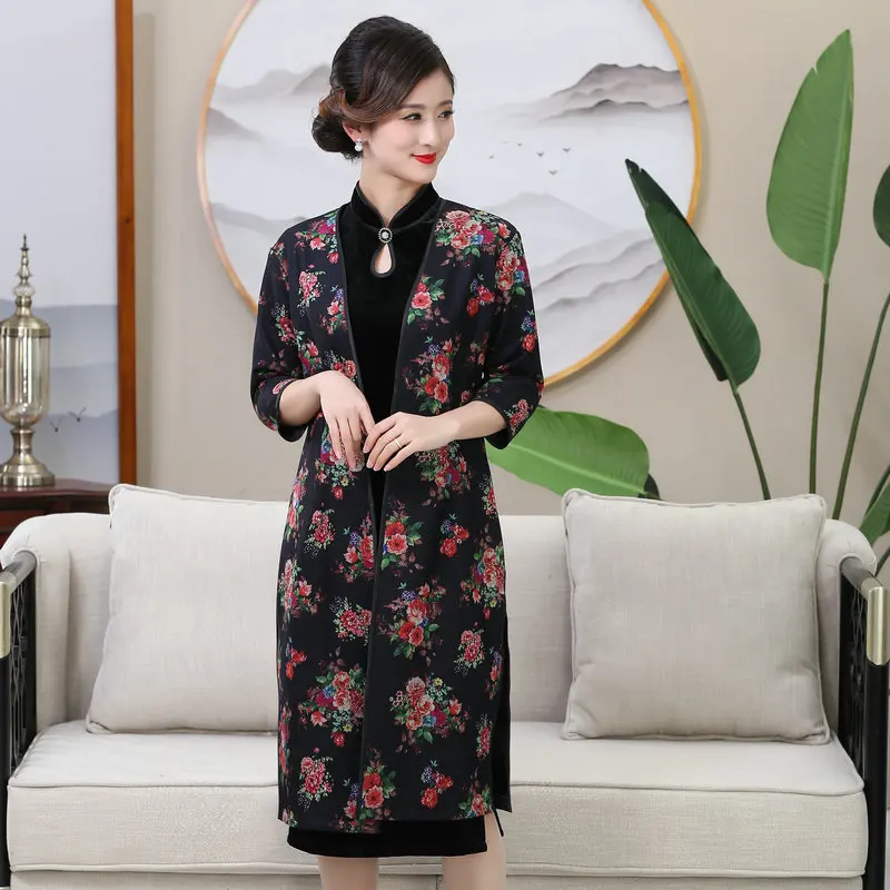 Oriental Style Women Black Flower Outerwear Side Splite Half Sleeve Knee Length Clothes Chinese Traditional Garment Lady Attire