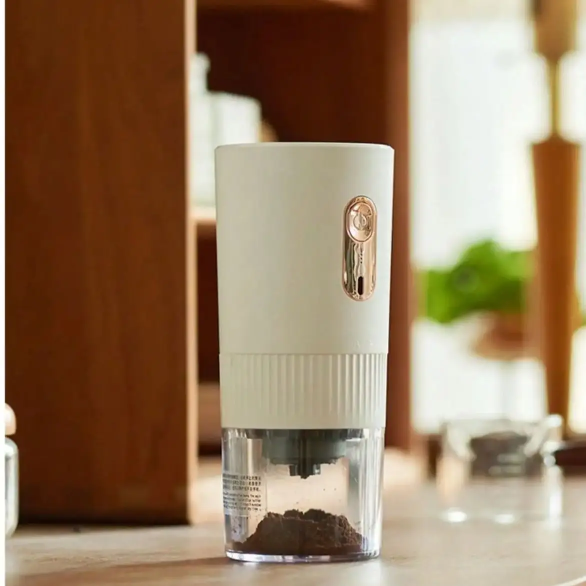 valentines day gifts New and upgraded portable electric coffee grinder USB charging professional grinding coffee bean grinder 3