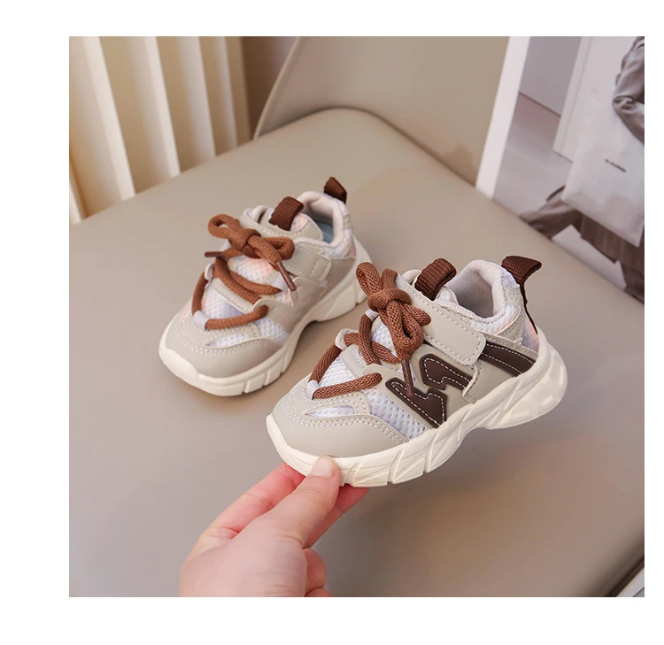 Baskets pour enfants en maille marron respirantes et légères pour garçons et filles, chaussures de tennis tendance antidérapantes et souples pour enfants et bébés_voghion.com