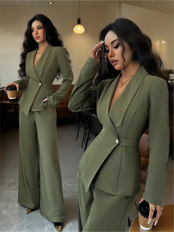 Ensemble femme chic avec blazer croisé et pantalon large élégant