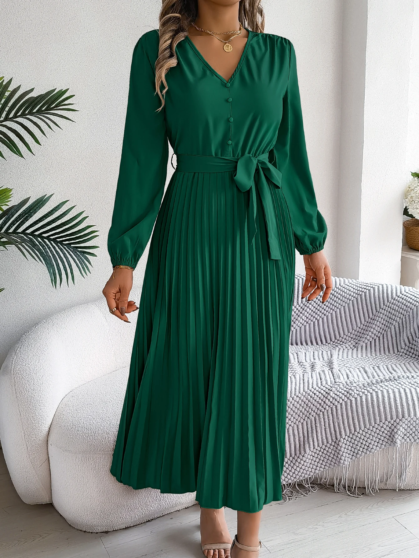 Elegant Long Sleeved Lace Up Pleated Dress for Women