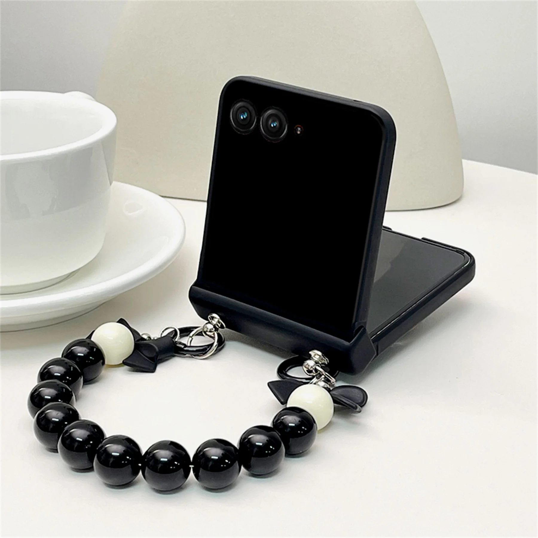 Luxury Gold Heart Phone Case with Bow Bracelet Holder