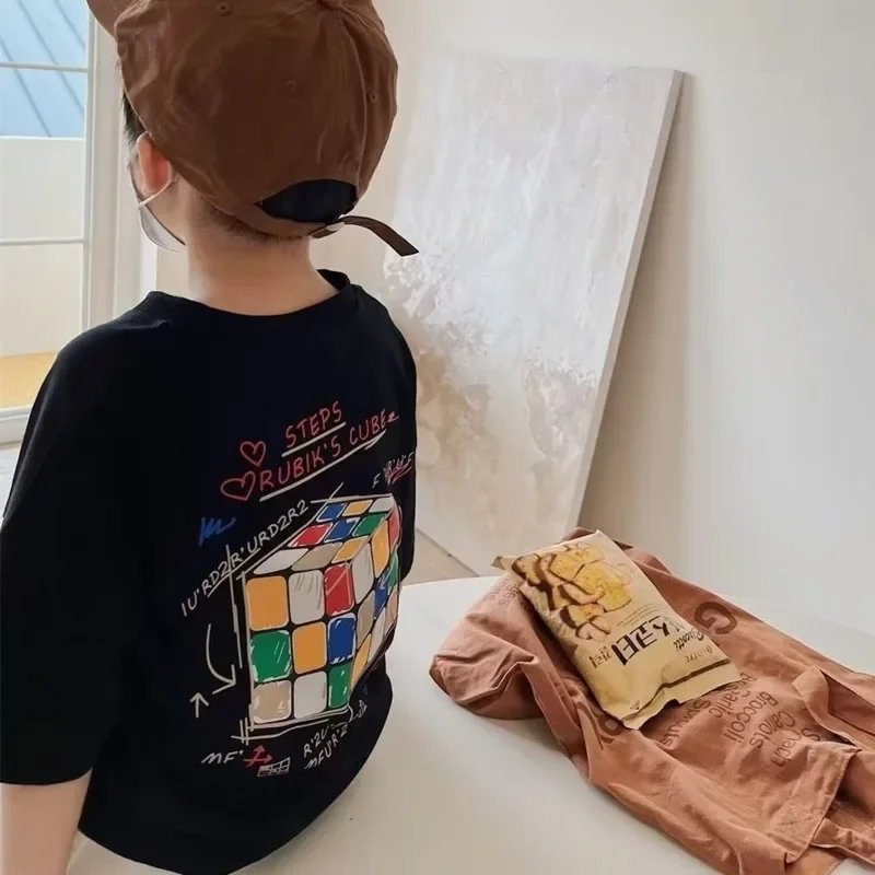 الأولاد الصيف تي شيرتات