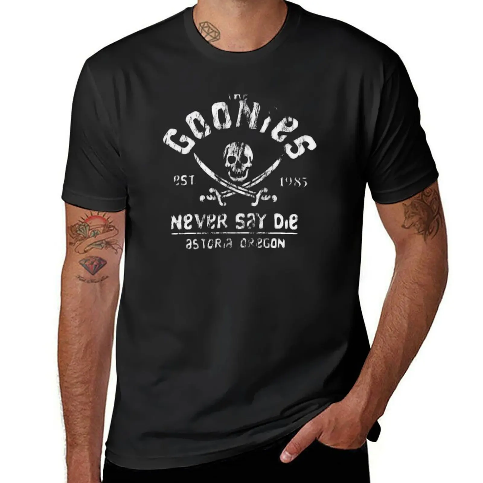 The Goonies - Never Say Die - Grey on Black T-Shirt sublime animal prinfor boys summer clothes customs mens funny t shirts