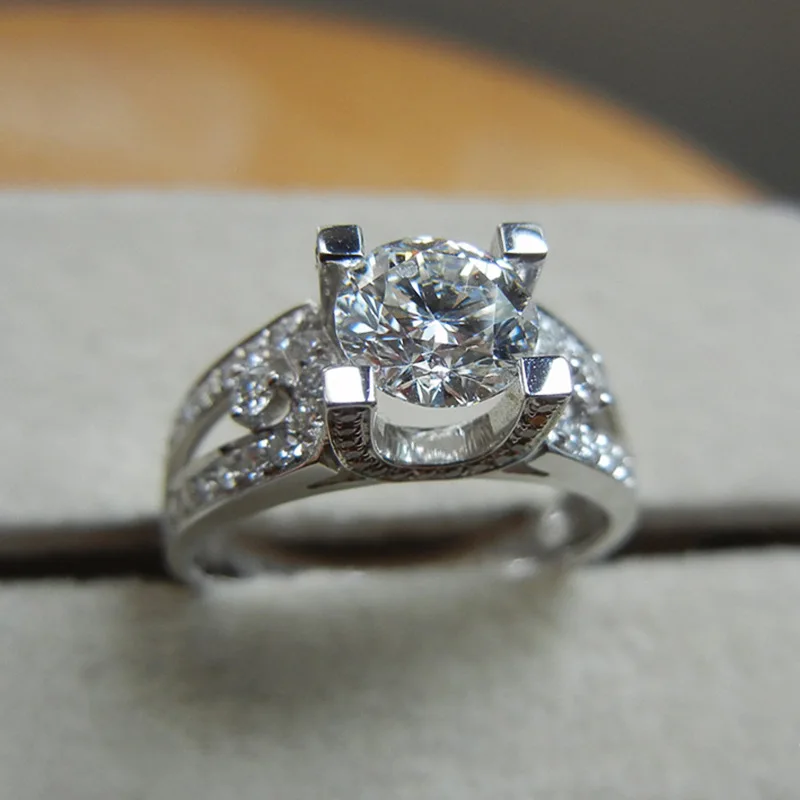 2022 New Arrival Luxury Halo Engagement Ring for Women Anniversary Gift Jewelry Wholesale R7173 |