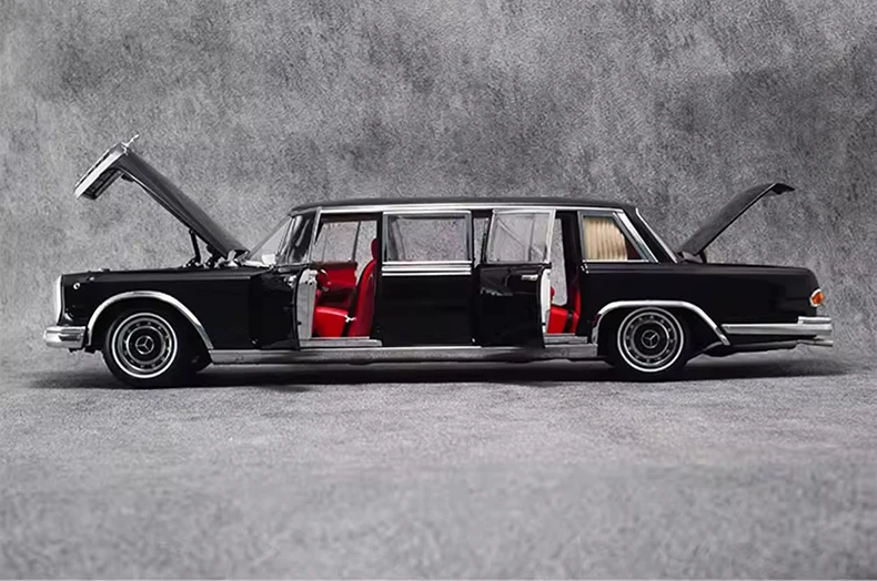Sdbd35660b4a54d5aa41a8a13389db0b0t Kengfai 1:18 ベンツ プルマン W100 ベンツ 600 合金 ダイカストコレクションディスプレイ 友人の誕生日プレゼント 車模型