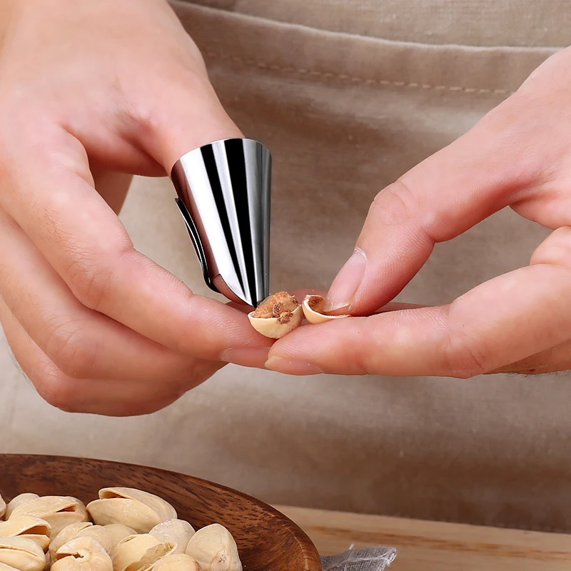 2Pcs Stainless Steel Finger Protector Fruit Beans Garlic Peeler Vegetable Nuts Peeling Finger Guard Kitchen Cutting Tools