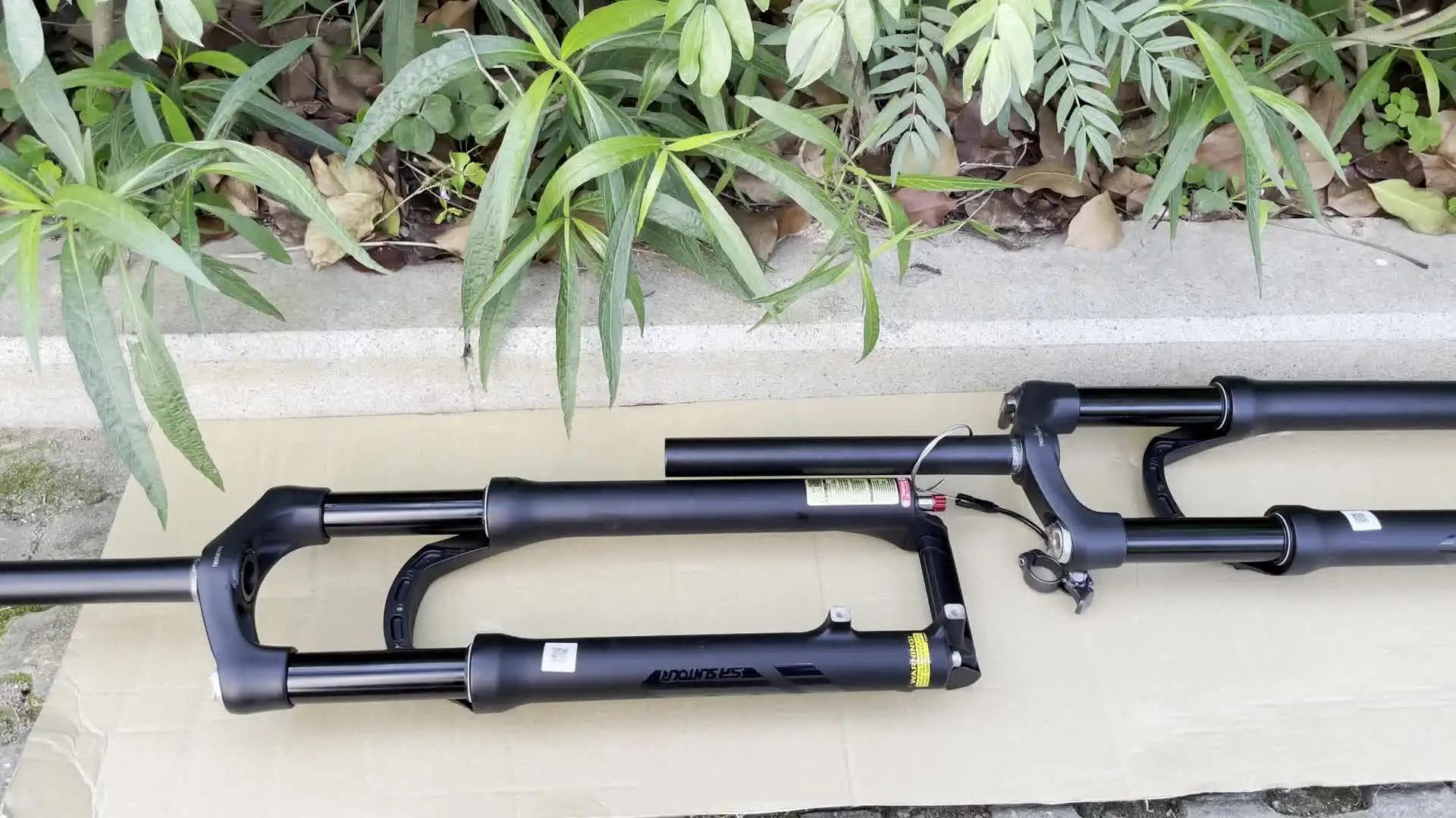 新しいサンツアー-自転車フォーク2022