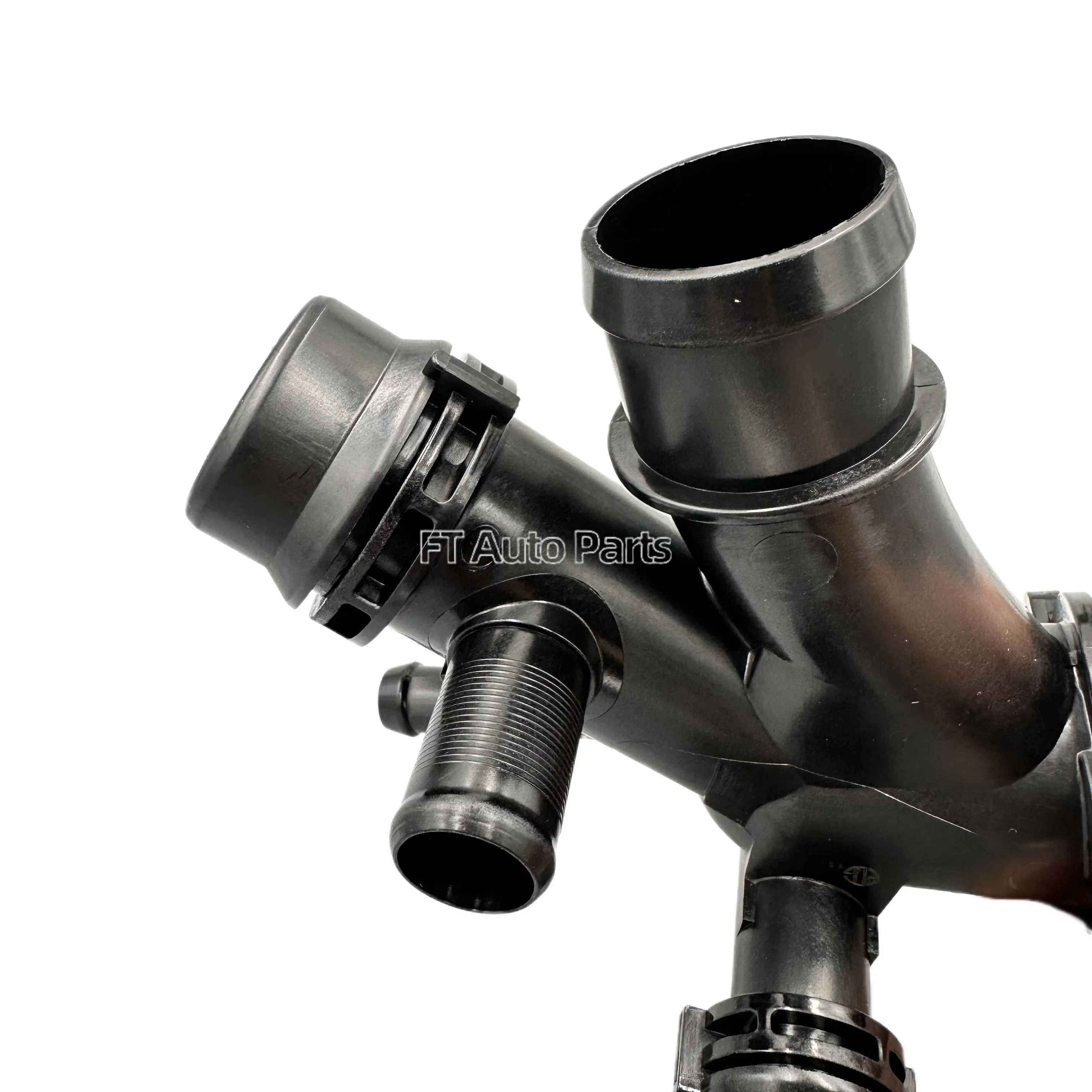 LR092129 JDE39414 RANGE ROVER VELAR Jaguar F-PACE Thermostat three-way pipe