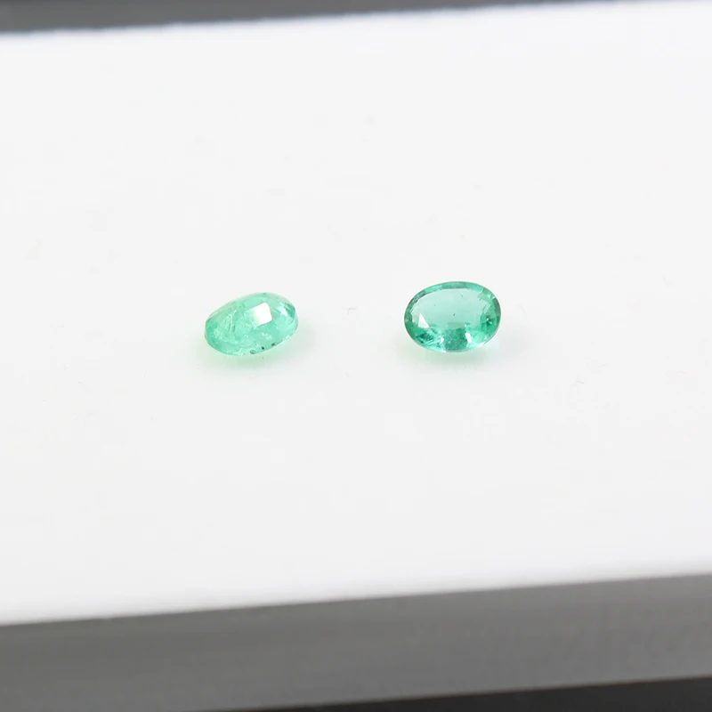 Real 4mm * 5mm Oval Cut Emerald Loose Gemstone for Wedding Ring Natural Emerald Loose Stone