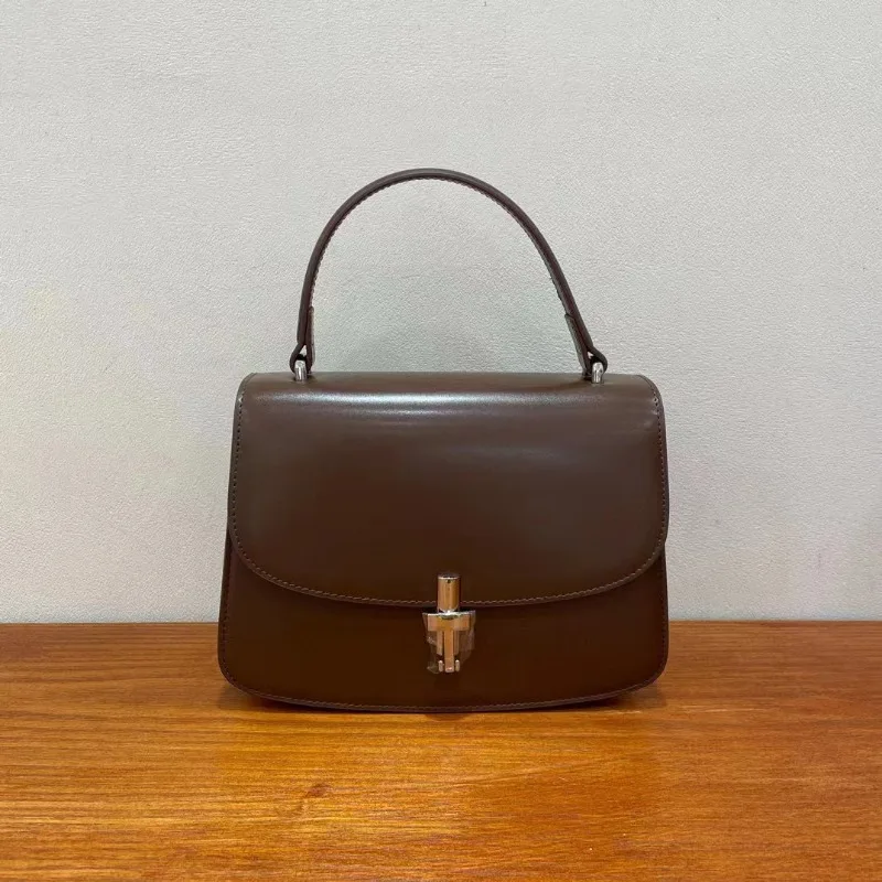 Borsa leggera di design 2024 Borse in vera pelle Fahion di alta qualità Semplici borse per pendolari eleganti e solide_voghion.com