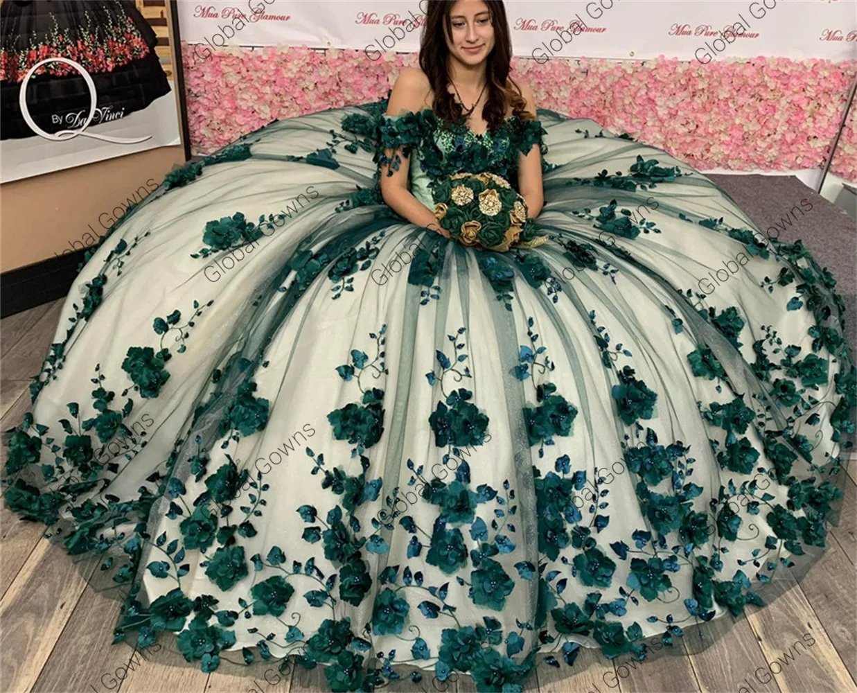 Emerald Green Floral Quinceanera Dresses with 3D Flowers Ball Gown Puffy Sexy Off the Shoulder Corsert Debut Party Customized