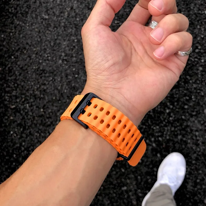 Two-Tone Breathable Silicone Sport Wristband Strap