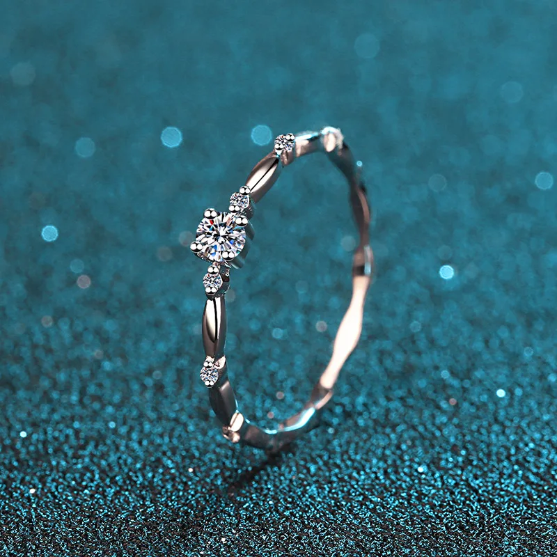 Platinum PT950 moissanite ring women's niche high-level light luxury hundred jewelry ins style explosion models 3