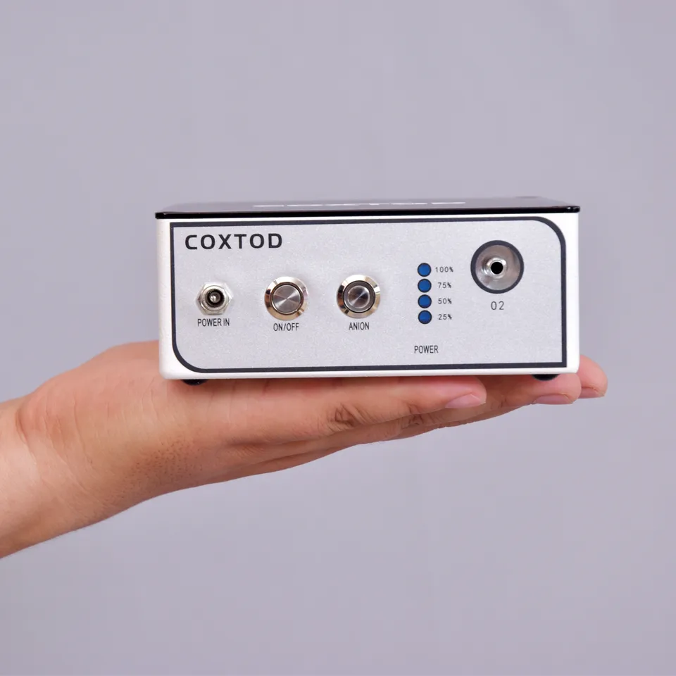 Xgreeoミニ酸素装置8時間バッテリー酸素発生器24時間連続酸素製造機陰