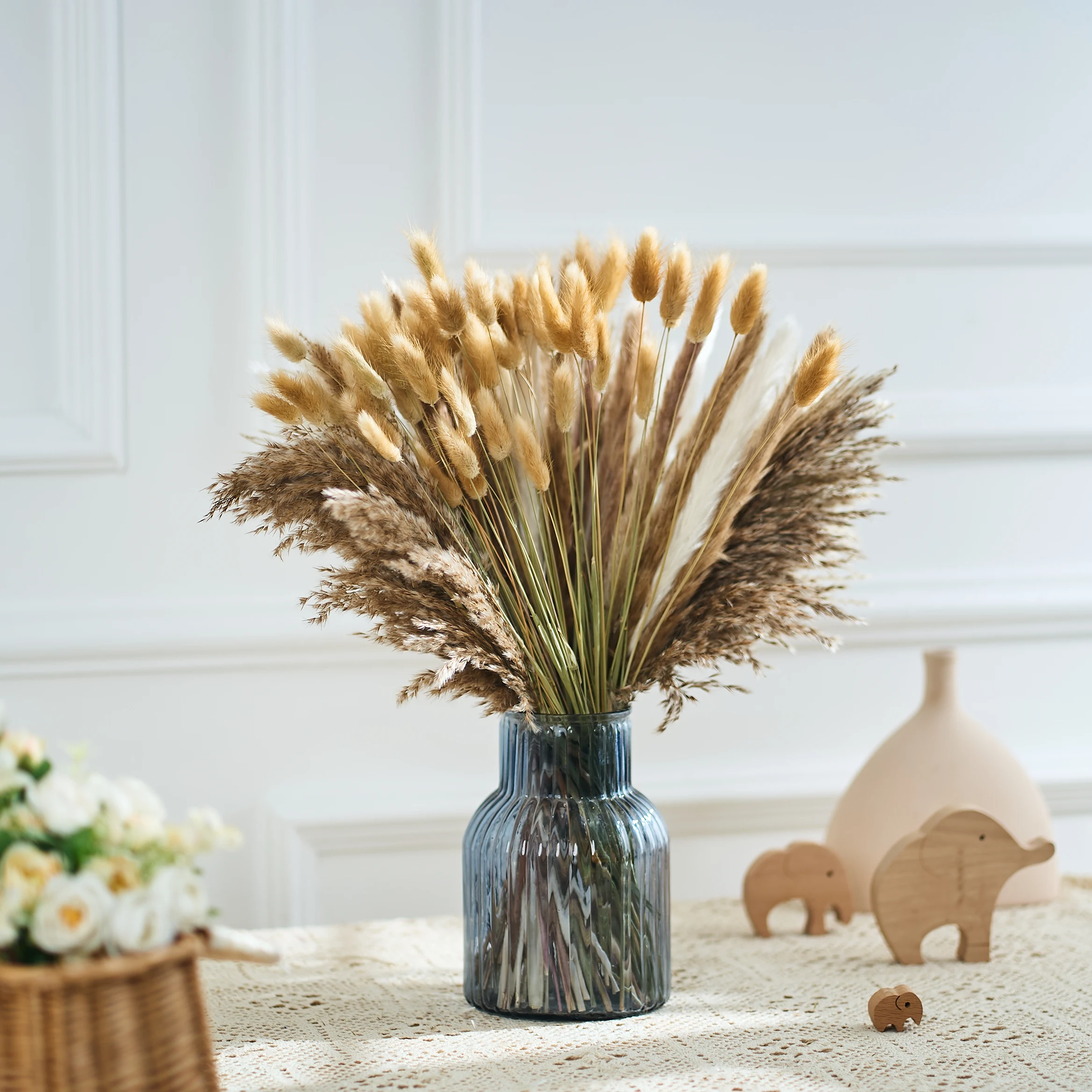 

Natural Pampas Grass Phragmites Rabbit tail Grass Dried Flowers Bouquet Boho Style Home Dining Table Birthday Party Decoration