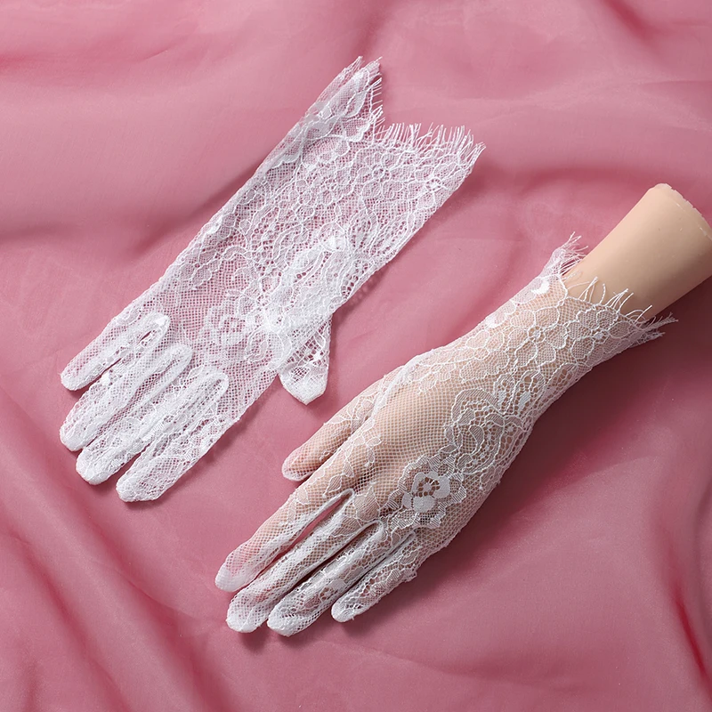 High Quality White Short Lace Hollow Tulle Gloves All Finger Women's Wedding Dress Party Accessories