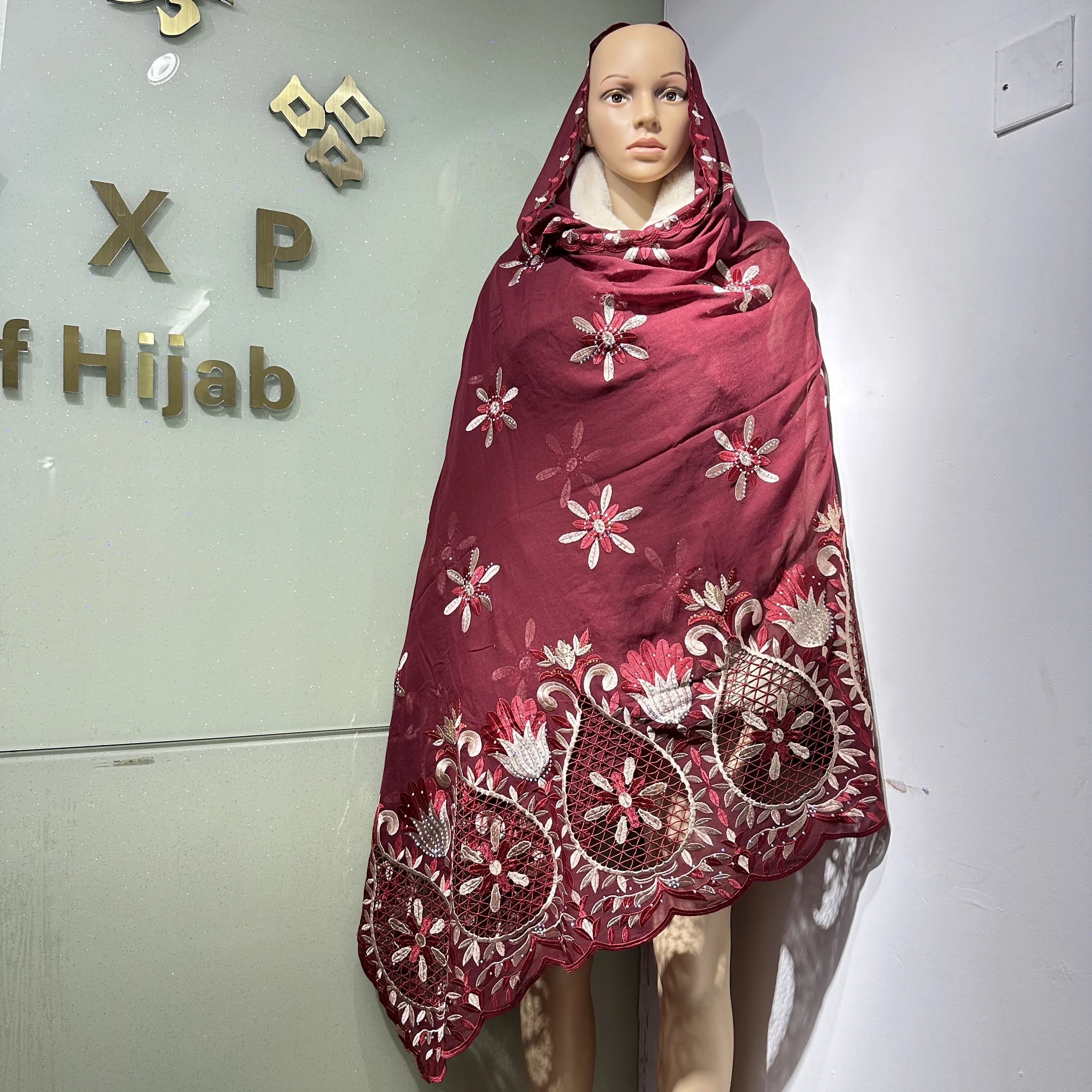 Weicher Luxusschal, hochwertige 100 % Baumwolle, Dubai, afrikanische Frauen, islamischer Schal, Muster, Stickerei, chemischer Spitzenschal, viele Farben – Detail 17