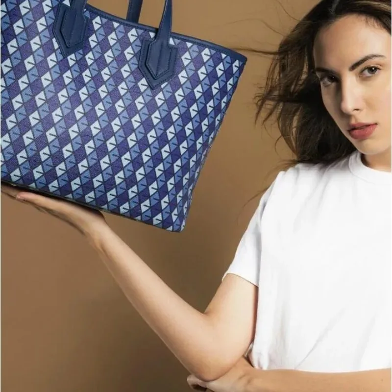 حقائب يد نسائية أصلية من علامات تجارية فاخرة، بتصا...