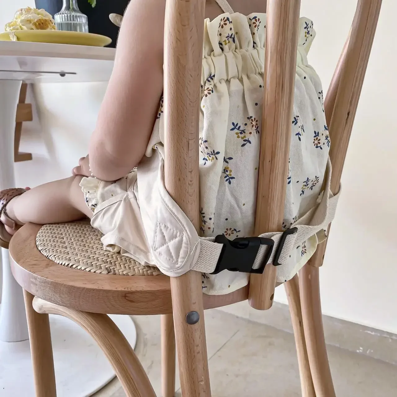 Baby Portable Dining Chair Seat Belt Korea Bear Lunch Chair Anti-drop Protect Wrap Feeding Harness Baby Seats Accessories