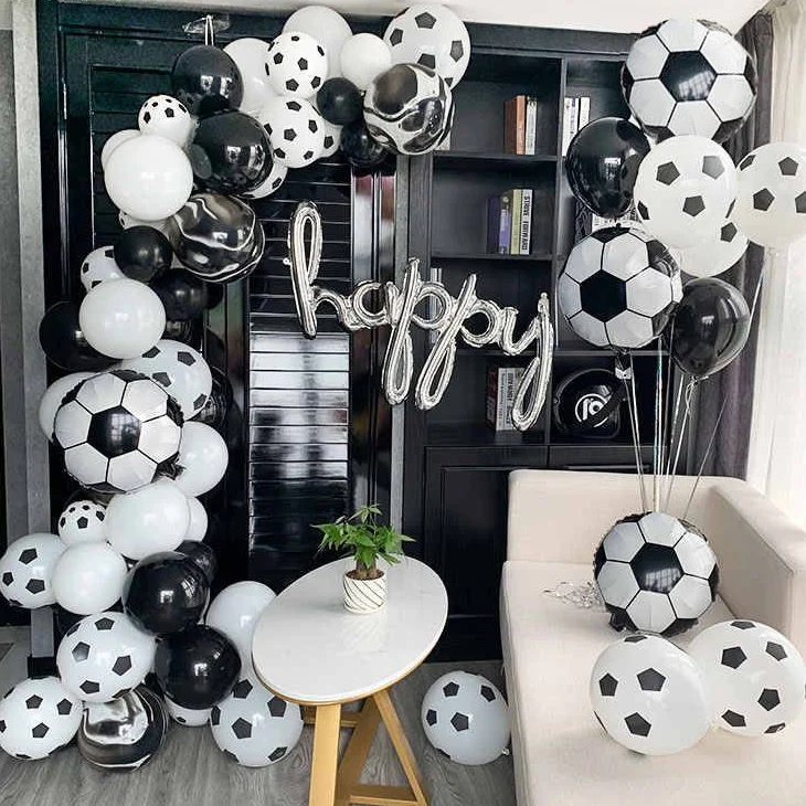 Рисунок 5 - Футбольная коробка с попкорном