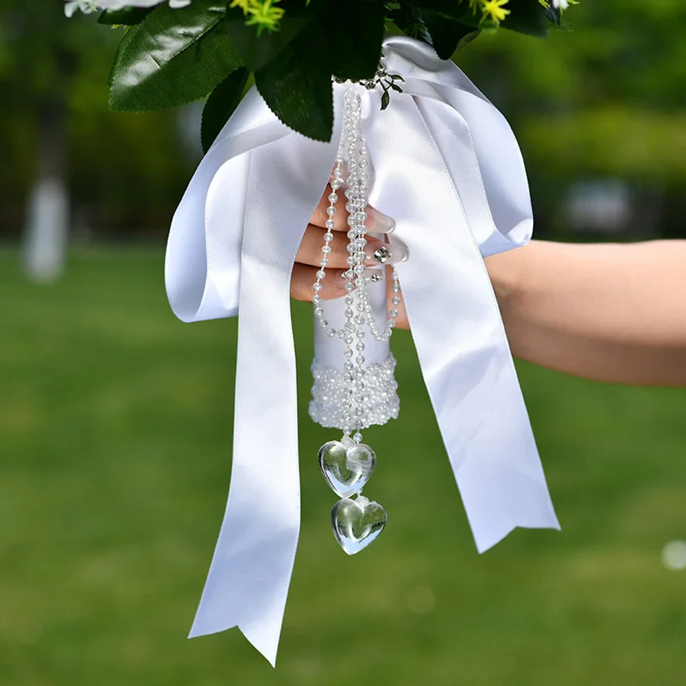 Wedding Bouquets 1PC Love Crystal Pendant Wedding Bouquets for Bride Bridesmaid White Rose Flower Bouquet