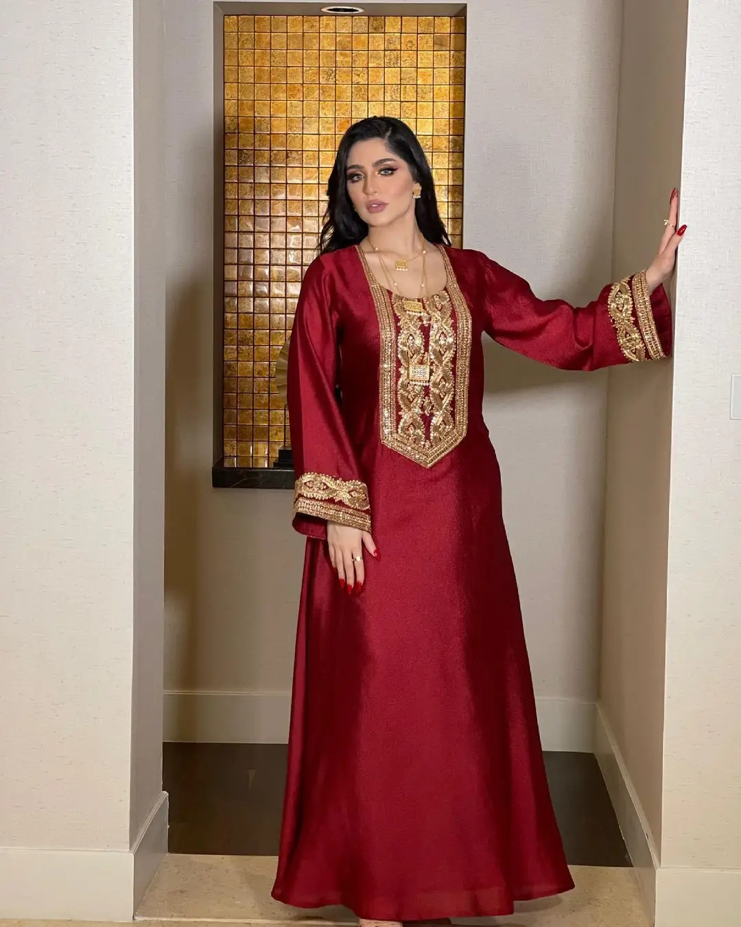 Gold Silk Sequined Dress Robe Women Jalabiya Dubai Arab Elegant Dress Long Loose Summer Spring Maxi Abaya
