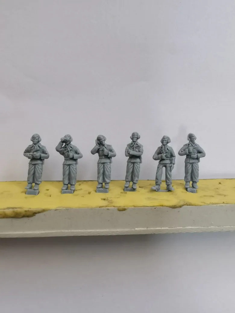 

1:72 Die-casting Resin Figure Model Assembly Kit Soldiers 6-person Model DIY Toy Model Unpainted