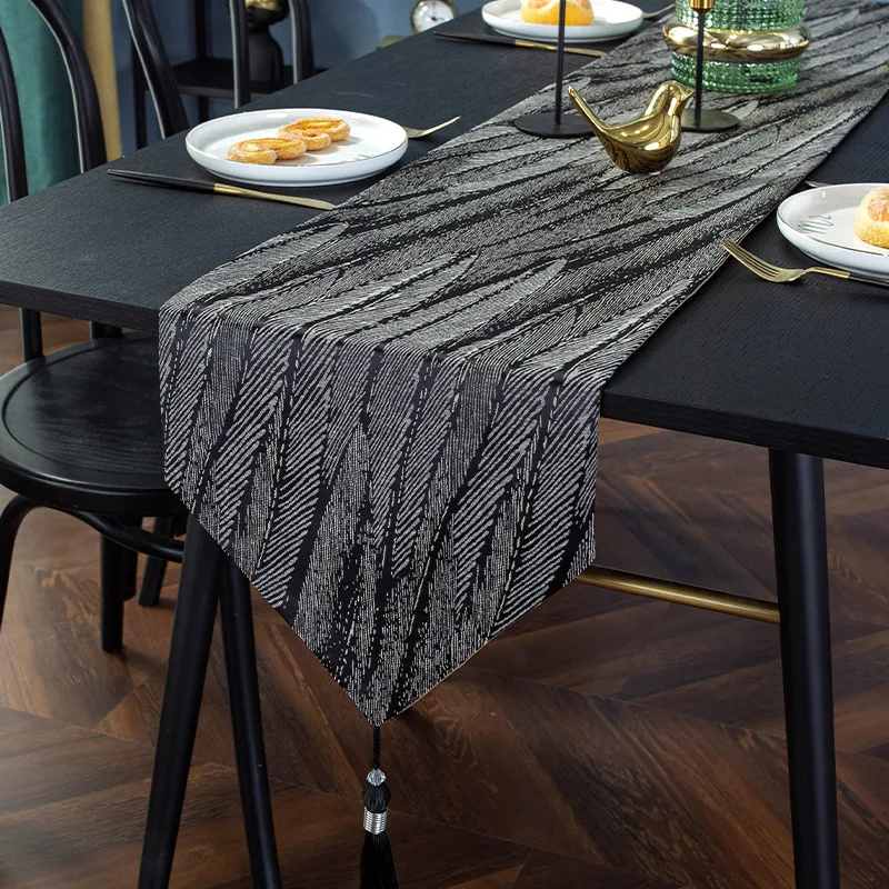 

New Chinese style high precision jacquard feather decorative table flag Black table runner Geometric Drapeau de table