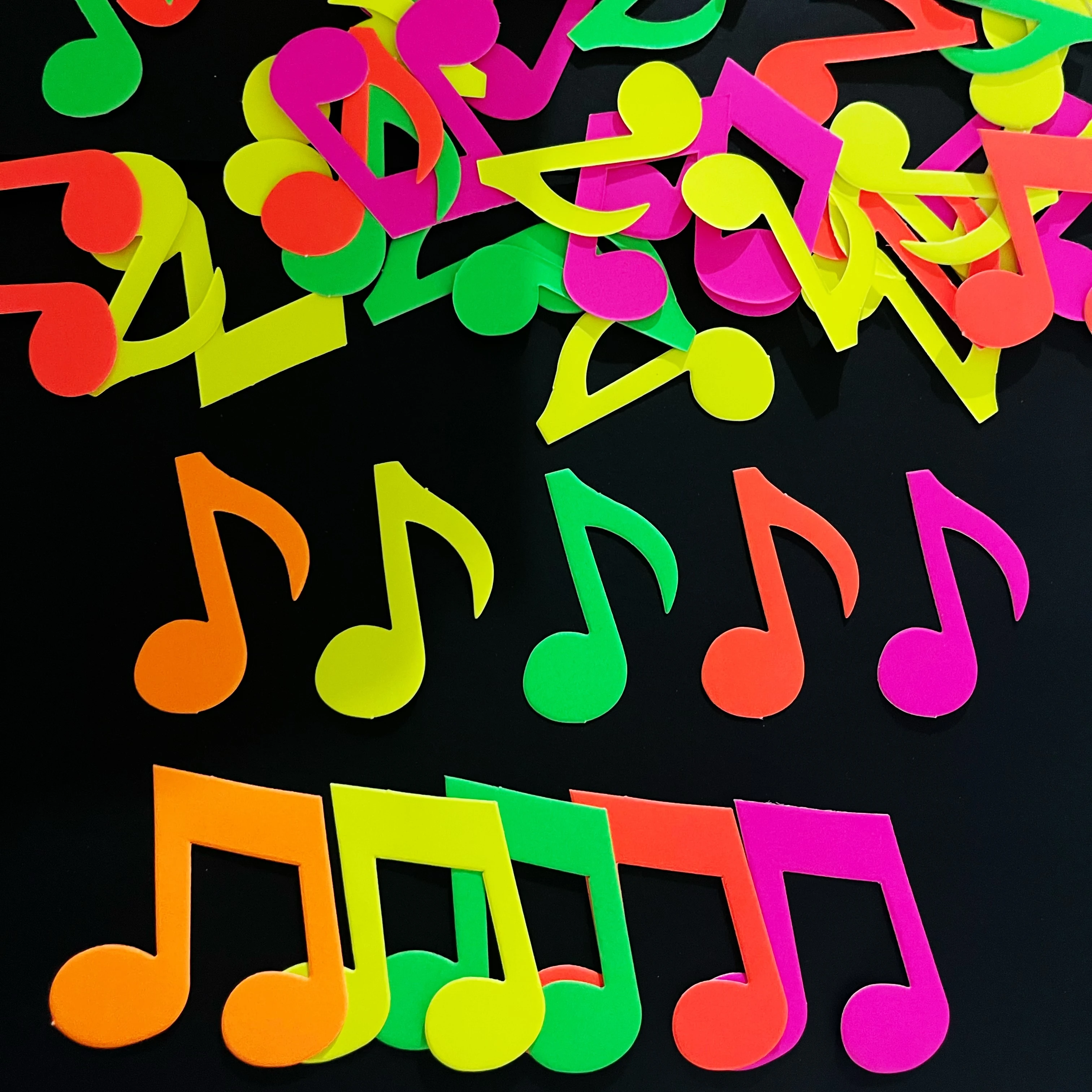 UV Glow Party Accessories Neon Round Confetti Glow Circle Dots Neon Decoration in the UV Party for Wedding Birthday