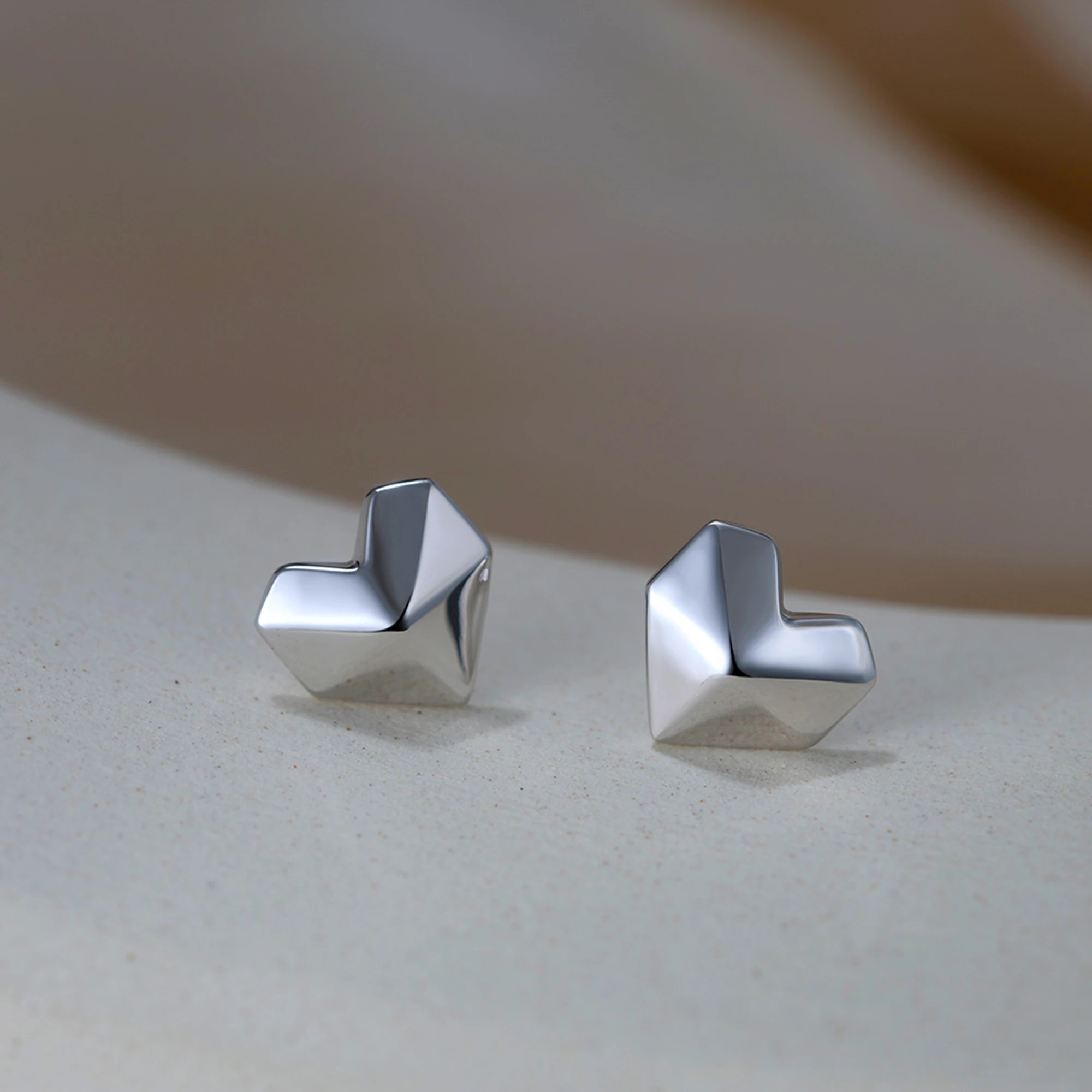 Romantic 925 Sterling Silver Heart Stud Earrings Minimalism Design