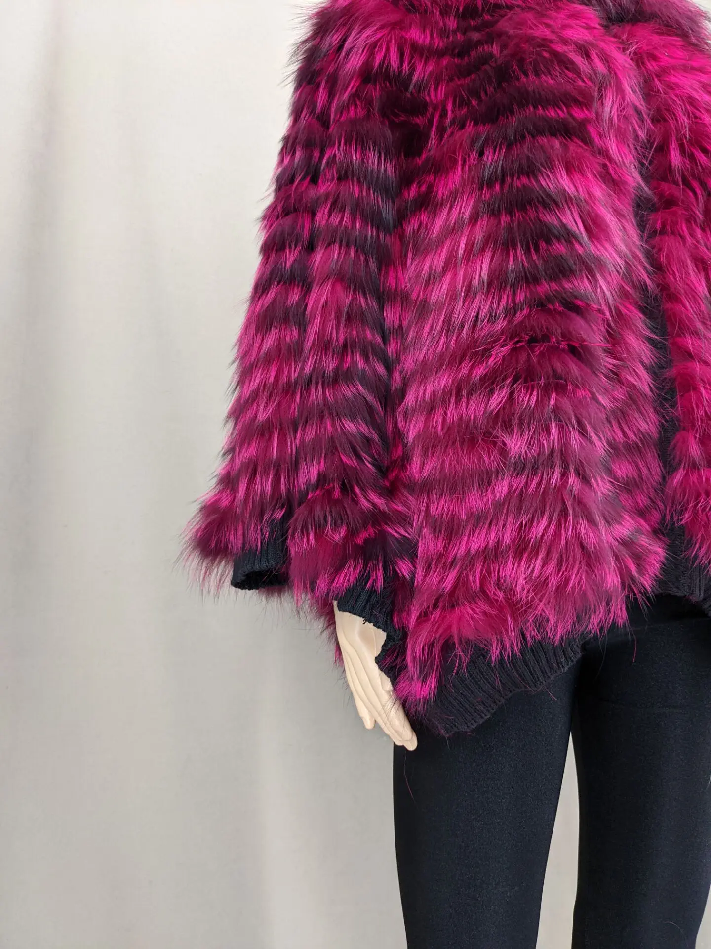 Women's Real Silver Fox Fur Cape Shawl Coat Furry Luxurious Fluffy with Fur Collar Wool Lining Cuffs Stole Crop Jacket 210727