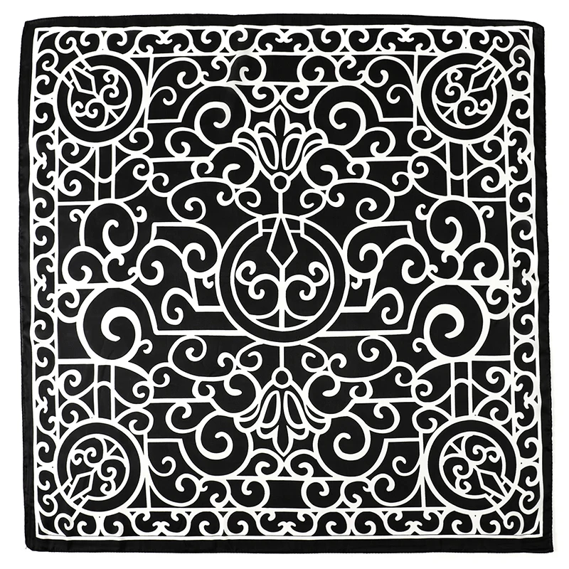 Рисунок 3 - Роскошный брендовый квадратный шелковый шарф