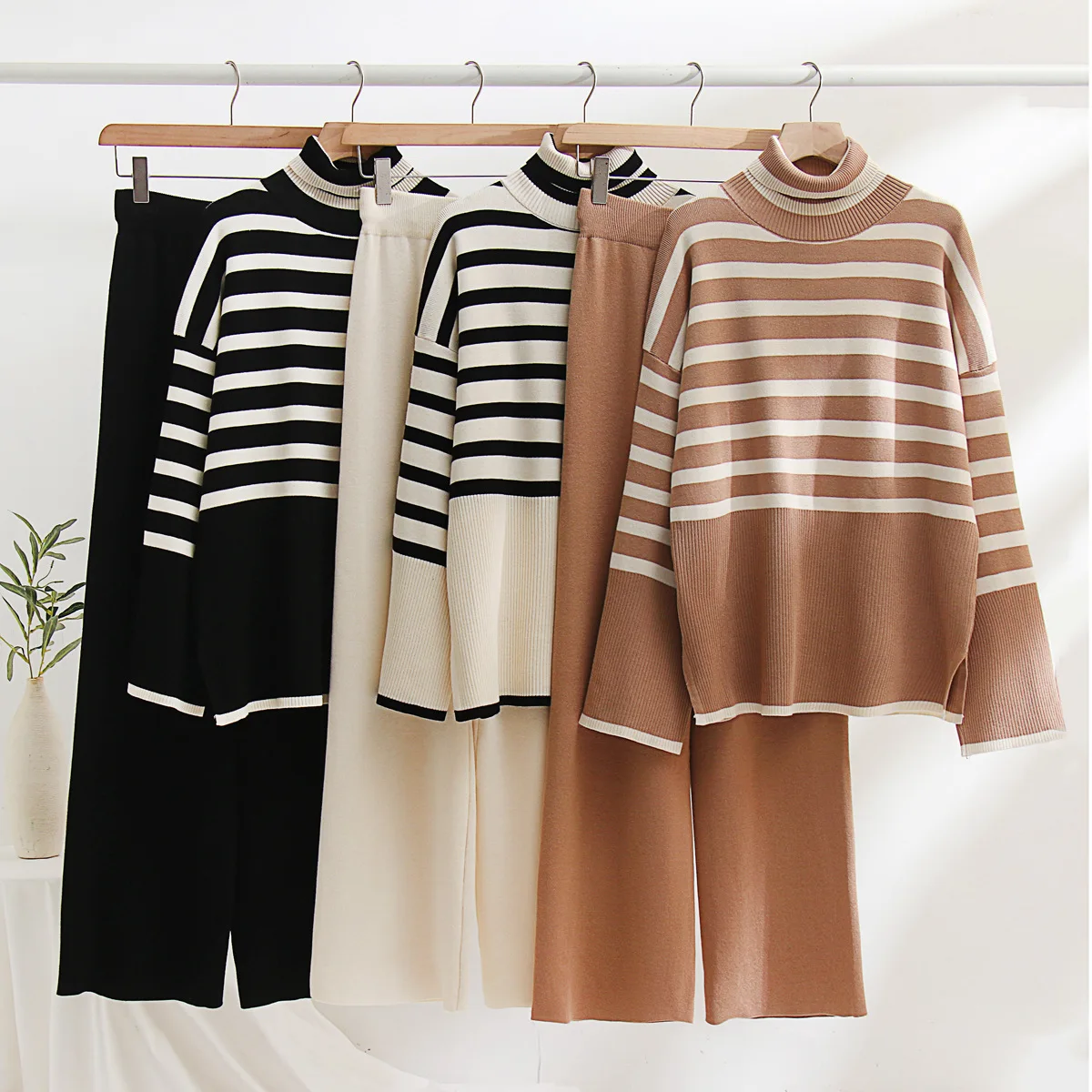 

Striped Elegant Women Knitted Suit Split Sweater Top And Elastic High Waist Straight Pants 2 Pieces Set Female Autumn Winter