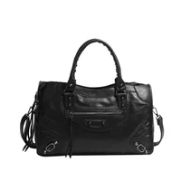 Sac à bandoulière tendance 2026 pour femme, sac fourre-tout urbain Y2K, sac à main en cuir PU classique et stylé pour le streetwear 3