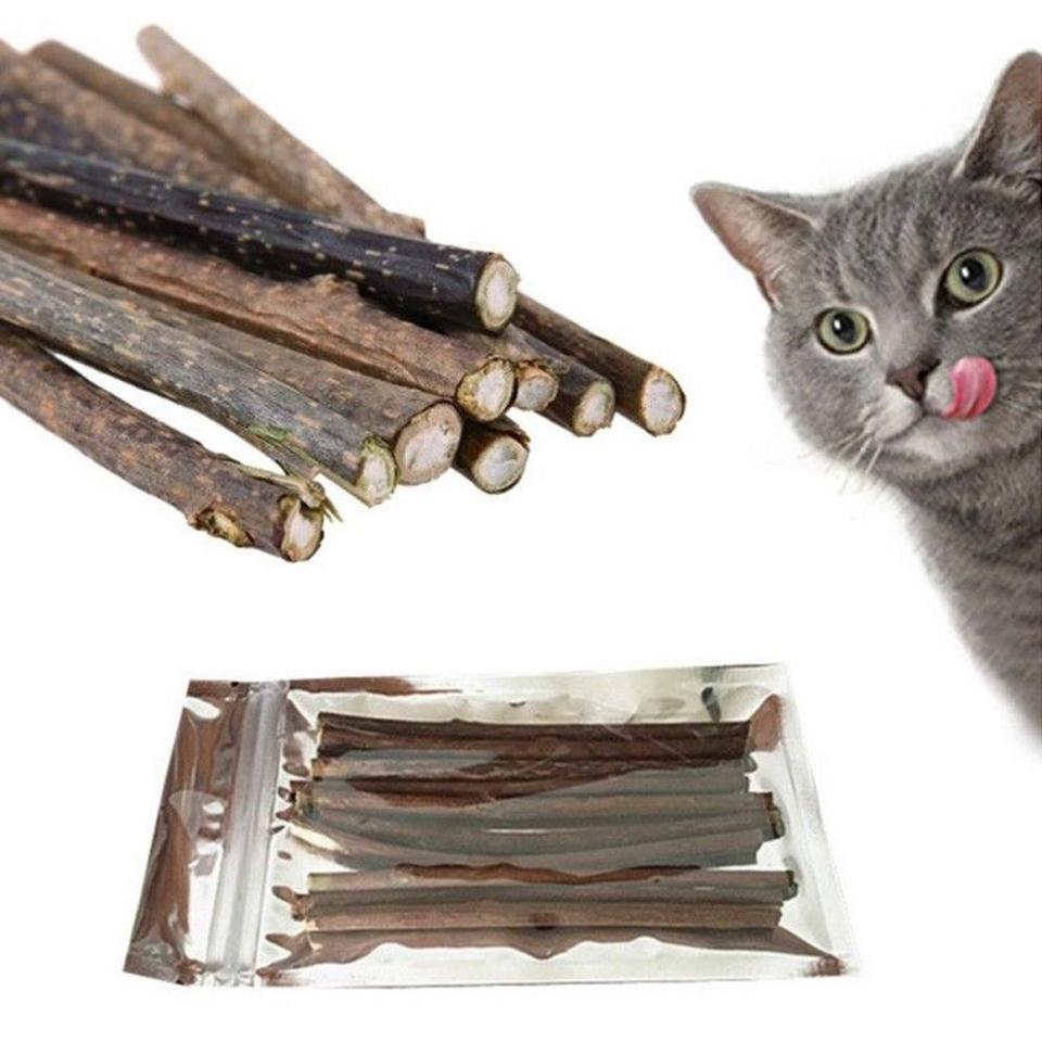10pcs/bag Cat Chew Toys Natural Catnip Stick Pet Cats Kitten Snacks Matatabi Teeth Molar Chewing Toys Stick