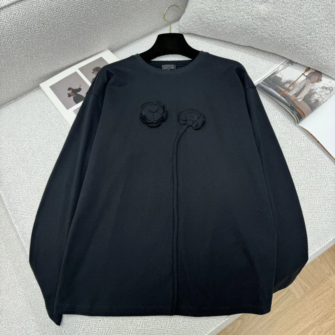 

2023 Women's Classic Three-dimensional Handmade Flower Long-Sleeved T-Shirt Autumn and Winter New Style 23