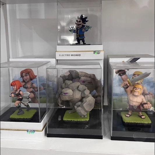 Clash of Clans ペッカ フィギュア 限定250体 Amazon | 全世界限定 250体 クラッシュオブクラン 激レア ゴールド