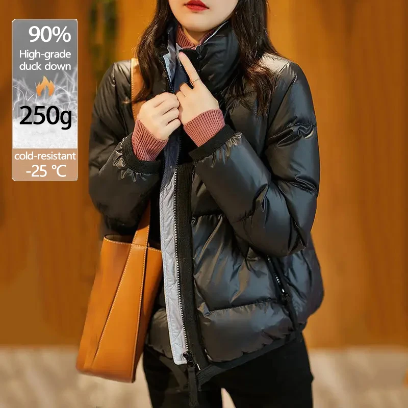 숏다운패딩  Light and Light Down Jacket Women Short Small Korean Version of Fashion Tide All Winter Clothes 2023 New White Duck Down Short 