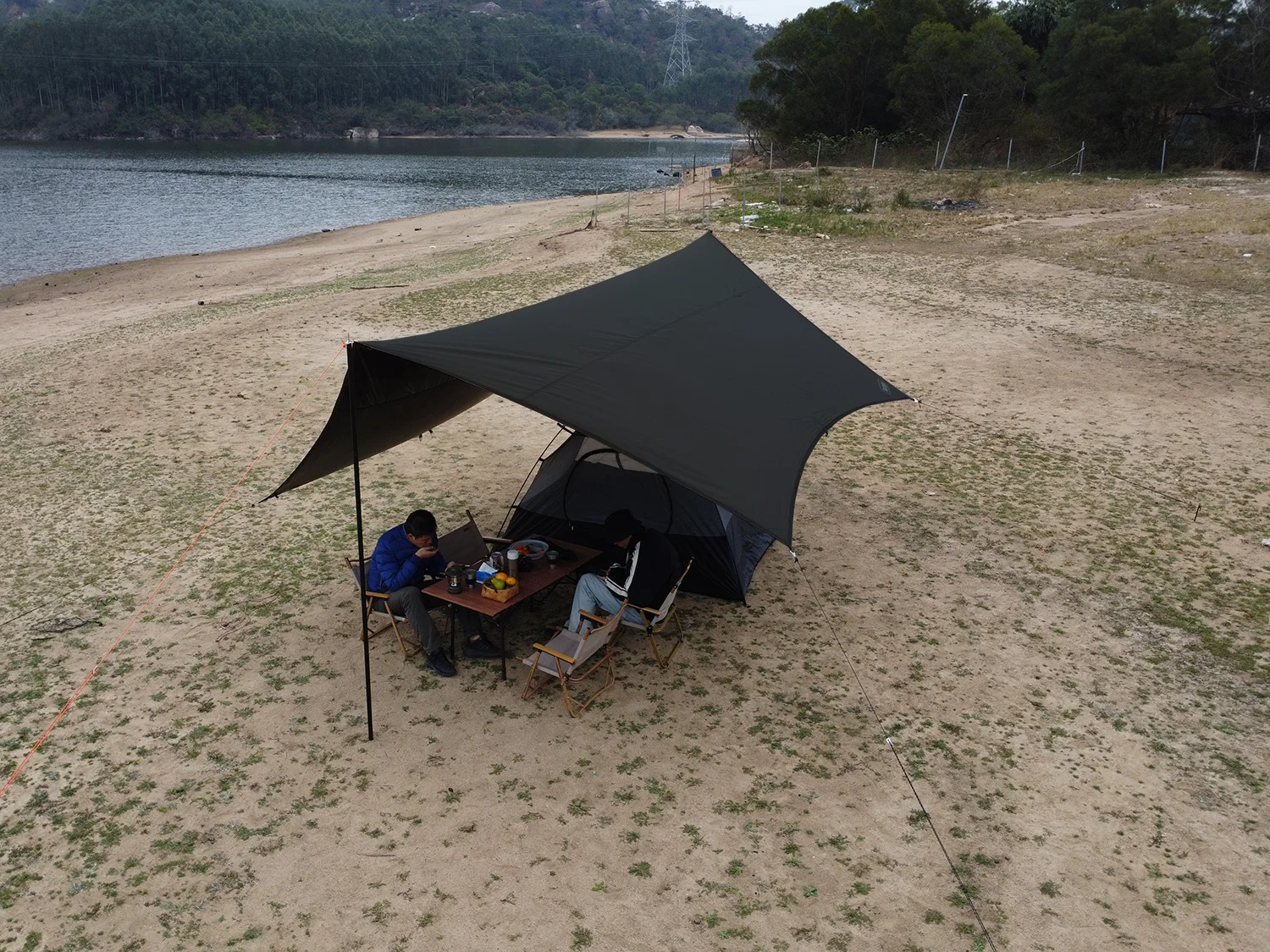 5 x 4,5 m große Plane mit schwarzer Beschichtung, wasserdicht, sechseckig beschichtet, Campingplane, Outdoor-Plane, Sonnenschutz, Unterschlupf, Zelt, Touristenmarkise – Detail 35