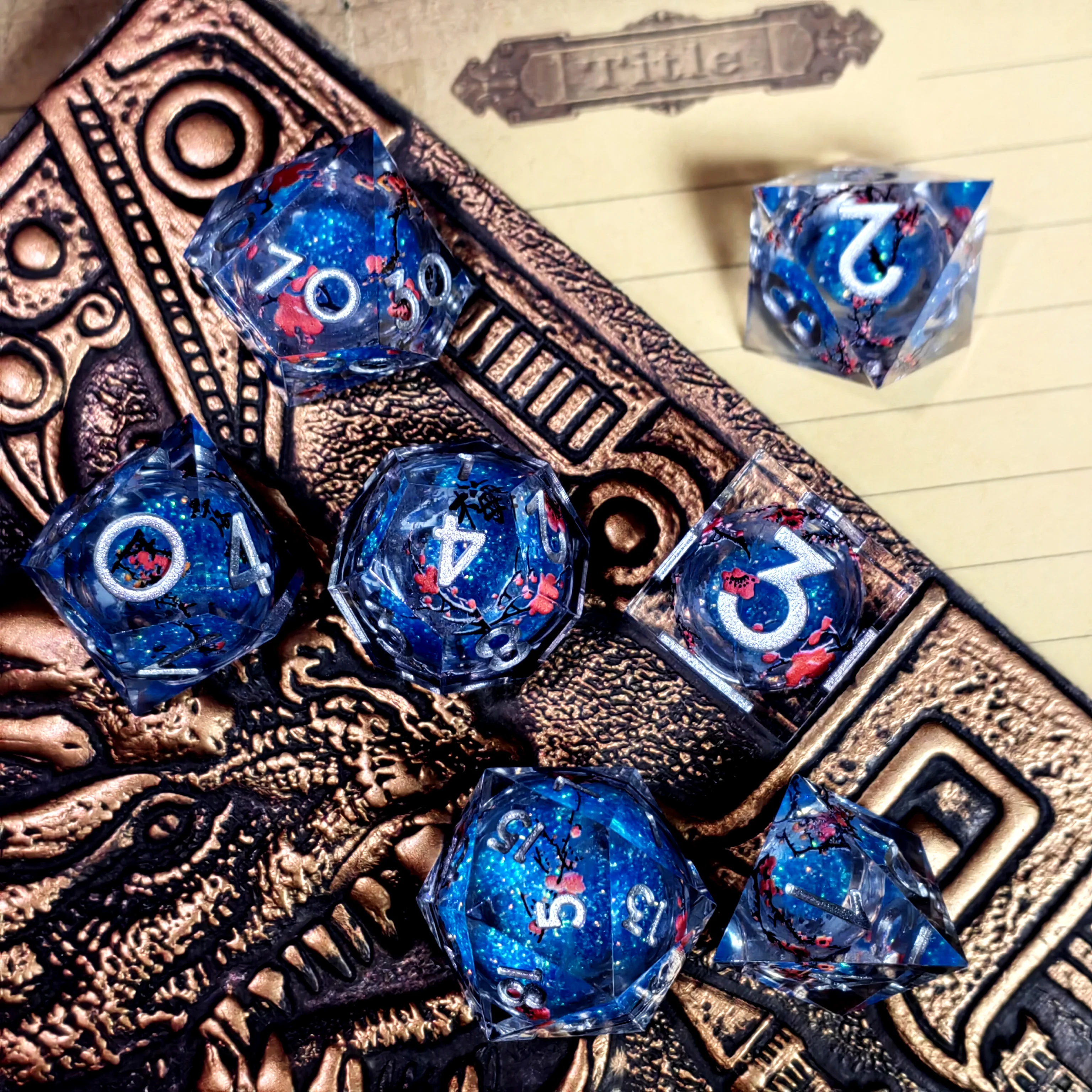 7-Piece Resin DnD Dice Set Blue Sand Flow Polyhedral Dice Dungeons and Dragons RPG Tabletop Gaming