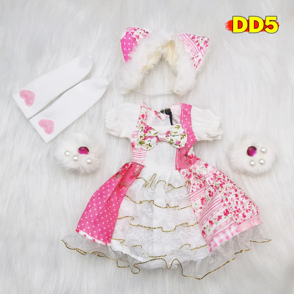 Puppenkleidung 30 cm BJD Kleid 1/6 Gelenkpuppen Zubehör OB24 Kleidung Winter Socken und modische süße Mütze – Detail 11