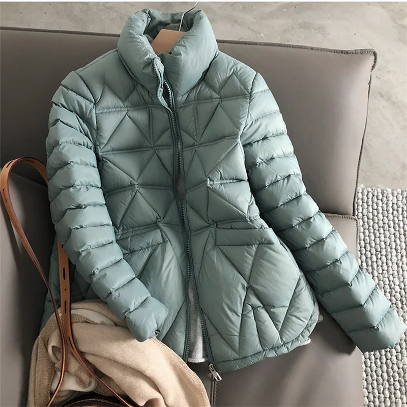 

2023 Autumn Winter Loose Bigsize Down Coat Women Warm Light Thin White Duck Down Jacket Parkas Ladies Slim Puffer Short Outwears