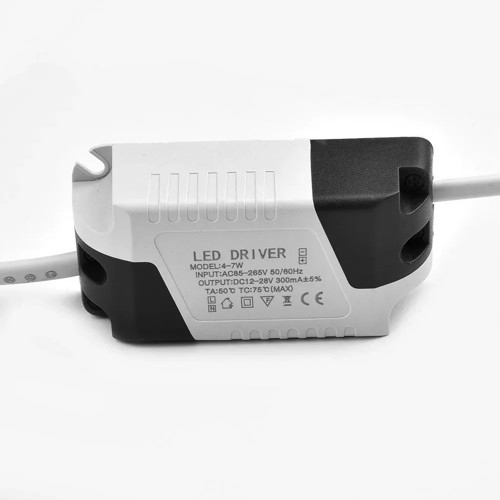 Controlador de LED 300mA AC 85-265V a DC 12-68V tr... - Grandado
