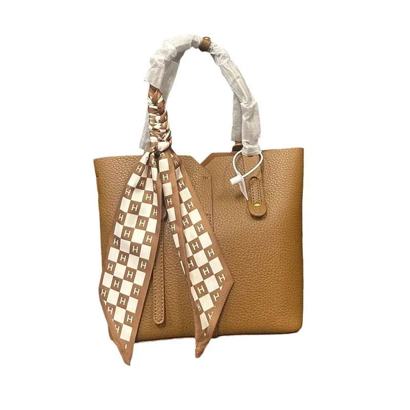 

High-end Shoulder Bags Fashion Bucket Type Designer Capacity Japan And South Korea The New Mother-in-law Bag Tote Handbag Fancy