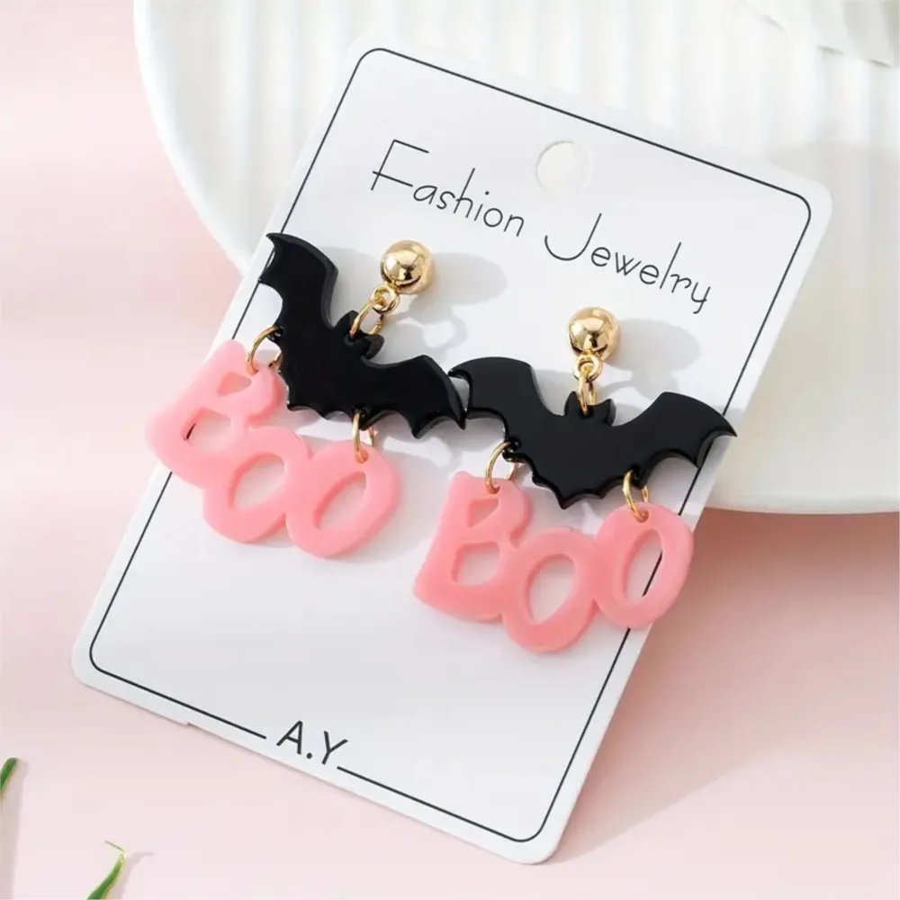 1 Pair Halloween Horror Bat BOO Letter Design Dangle Earrings for Women Perfect Gift for Parties and Gatherings Decoration